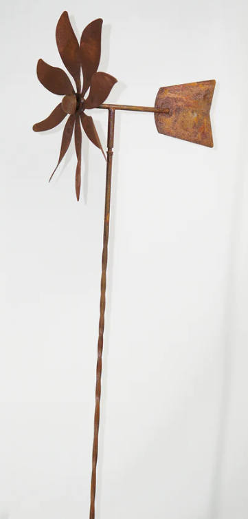 Rusty Wind Spinner with Tail