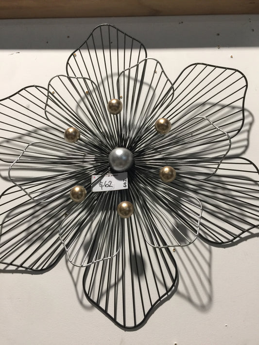 Black Metal Flower Wall Art